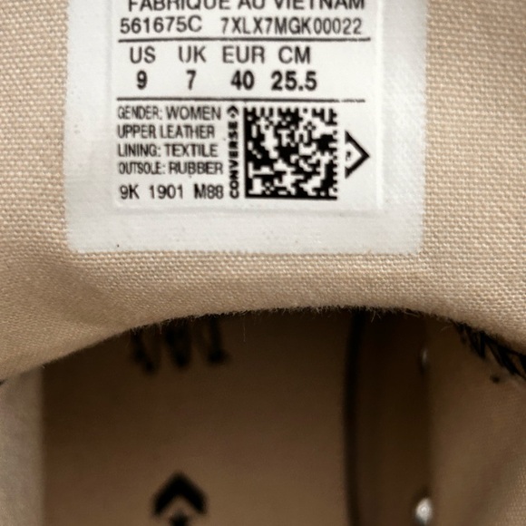 Converse Women's Leather High Top Sneakers Size 9 - Picture 6 of 12